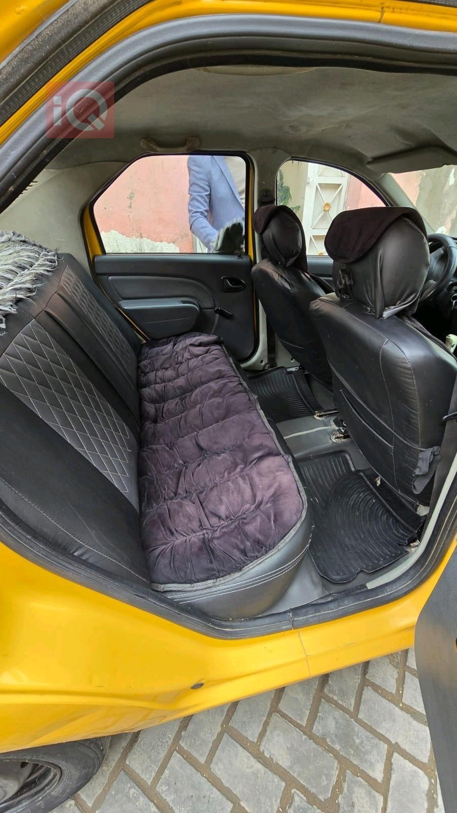 رينو لوجان فان